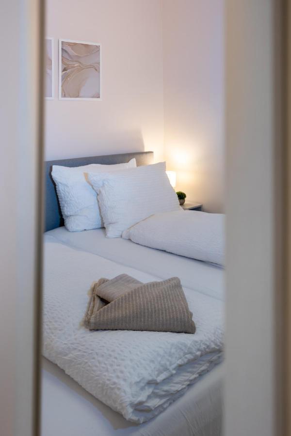 Charming Apartment Near Prater Vienna Exterior photo